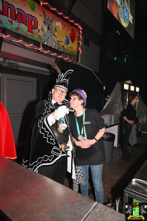 ../Images/Opwarmbal 2026 320.jpg